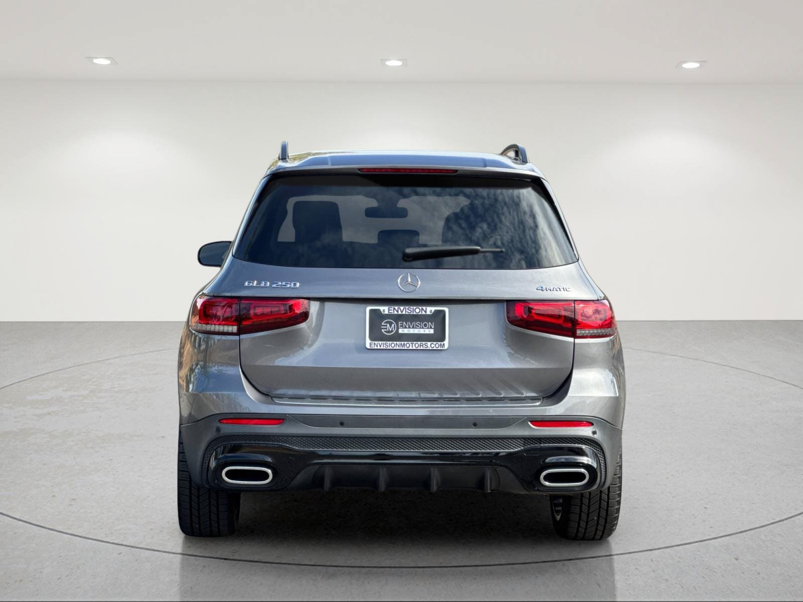Used 2023 Mercedes-Benz GLB 250 4MATIC image 5