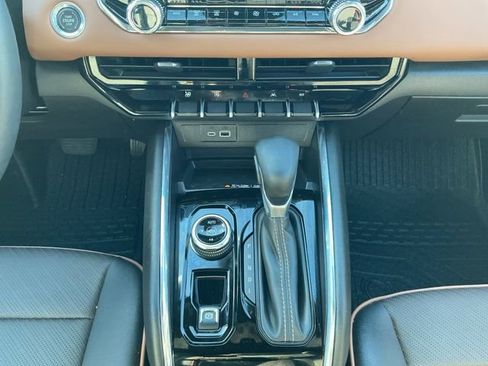 Used 2025 GMC Canyon AT4 w/ Nightfall Edition image 15