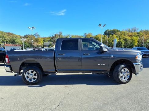 Used 2023 RAM 2500 Big Horn w/ Level 1 Equipment Group image 3