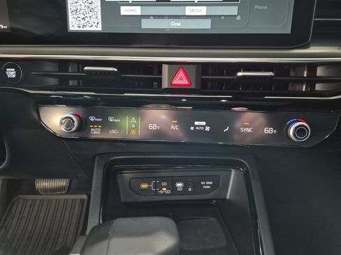 Certified 2026 Kia K5 GT w/ GT1 Package FWD image 24