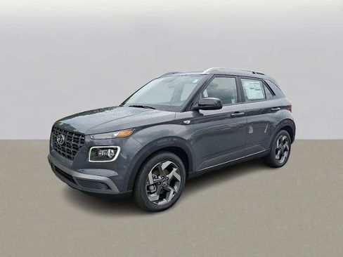 New 2025 Hyundai Venue Limited image 2
