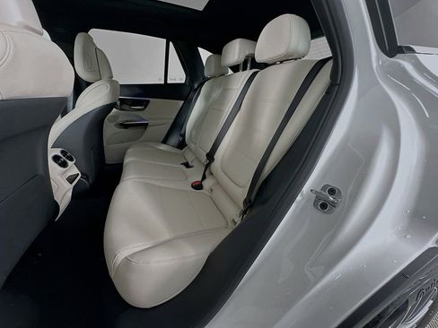 Certified 2026 Mercedes-Benz GLC 300 image 24