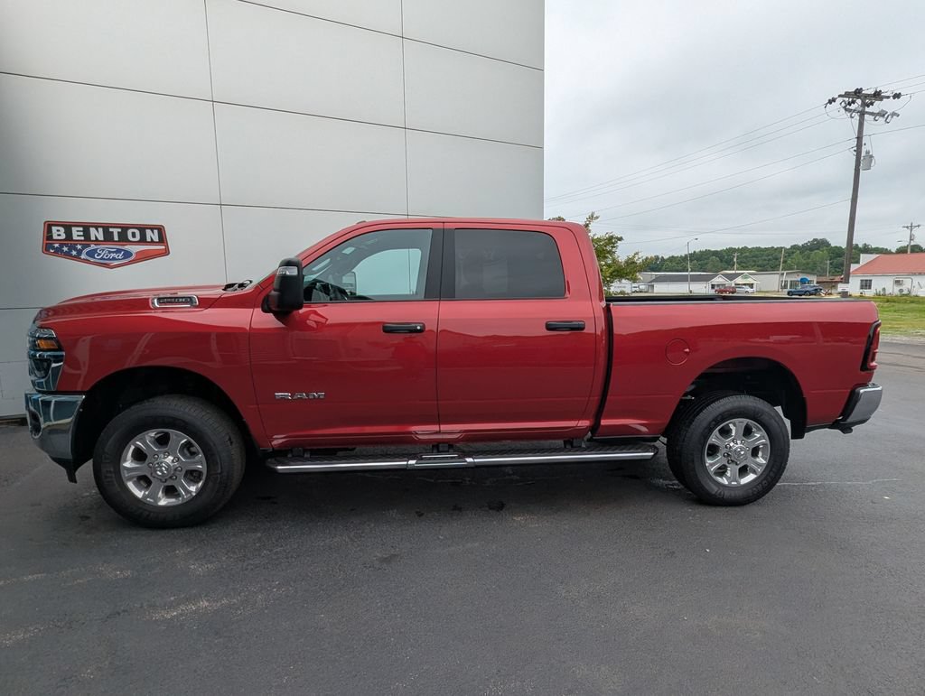 Used 2026 RAM 2500 Big Horn AWD/4WD image 2
