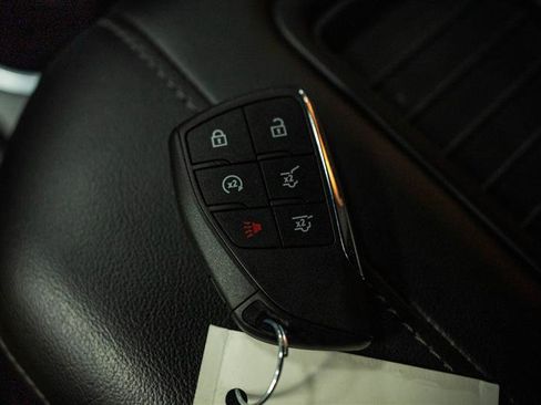 Used 2023 Chevrolet Tahoe Z71 w/ Luxury Package image 23