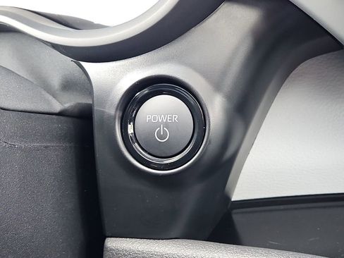 New 2026 Toyota Sienna XLE FWD image 16