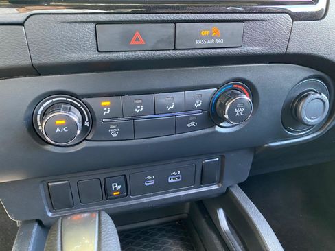 Used 2022 Nissan Frontier S w/ Technology Package AWD/4WD image 65