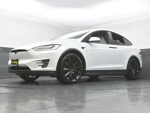 Used 2021 Tesla Model X Performance image 49