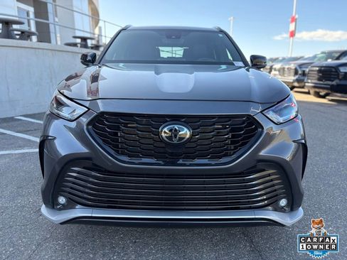 Certified 2025 Toyota Highlander XSE image 12