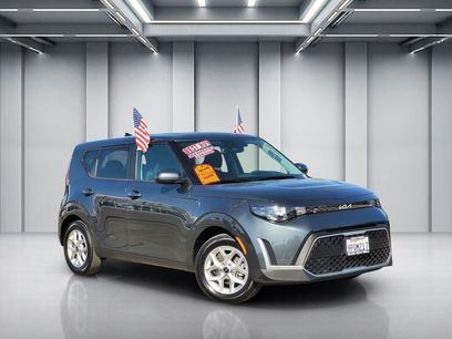 Used 2025 Kia Soul LX w/ LX Technology Package