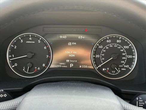 Used 2023 Mitsubishi Outlander SE image 12