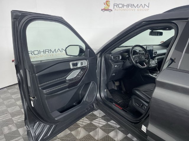 Used 2020 Ford Explorer ST w/ ST Street Pack AWD/4WD image 19