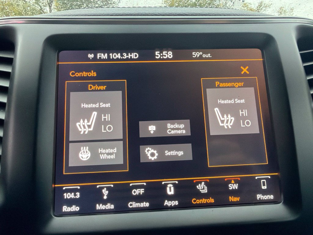 Used 2019 Jeep Cherokee Latitude w/ Cold Weather Group AWD/4WD image 25