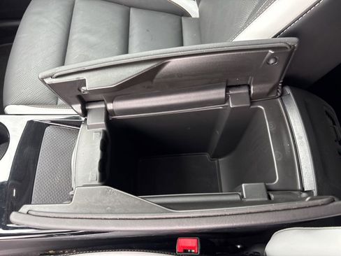 Used 2025 Buick Envision Sport Touring image 39