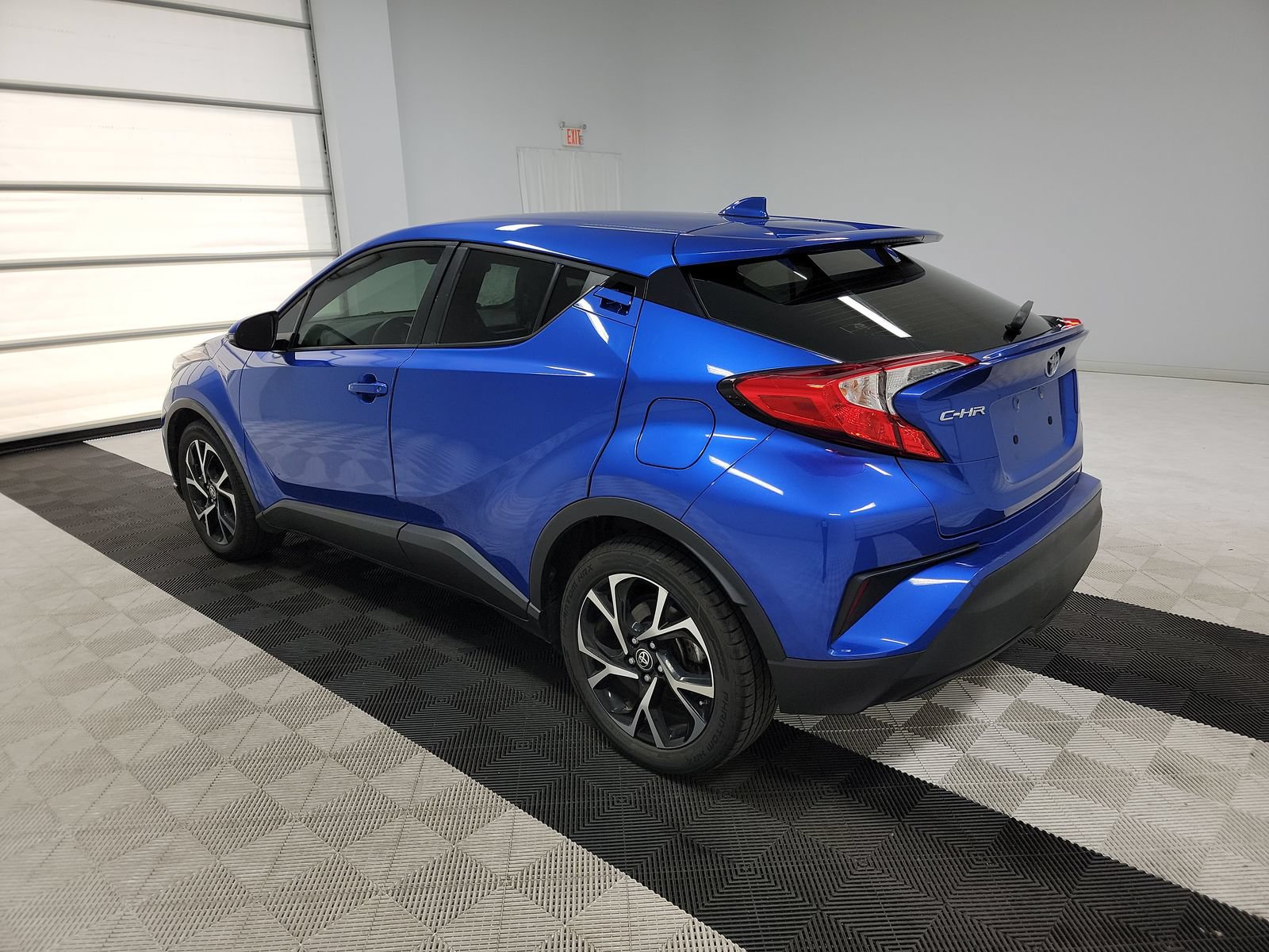 Certified 2021 Toyota C-HR XLE FWD image 38