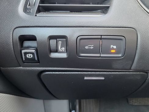 Used 2018 Chevrolet Impala LT w/ LT Leather Package FWD image 33