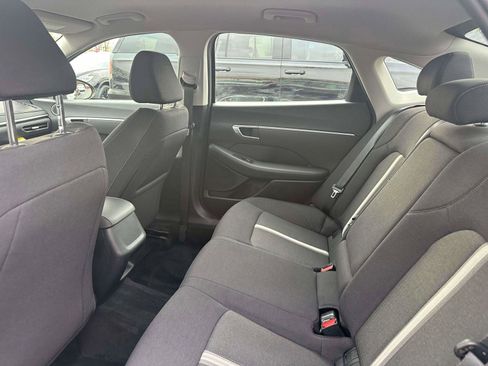 Used 2023 Hyundai Sonata SEL w/ Cargo Package image 9