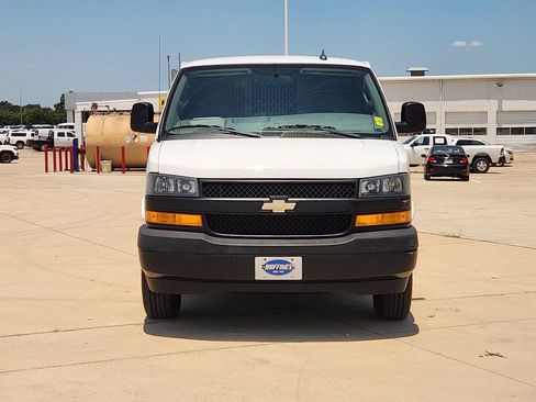 Used 2023 Chevrolet Express 2500 Extended w/ Driver Convenience Package RWD image 2