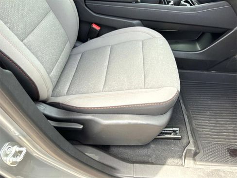 New 2025 Chevrolet Traverse LT w/ Enhanced Driving Package image 27