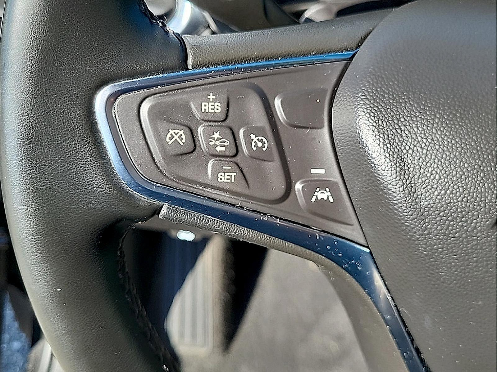 Used 2024 Chevrolet Equinox LT AWD/4WD image 17