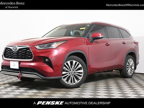 Used 2022 Toyota Highlander Platinum AWD/4WD image 1