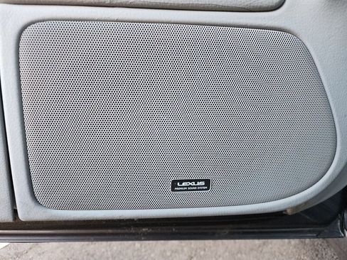 Used 2012 Lexus LS 460 AWD w/ Comfort Pkg image 21