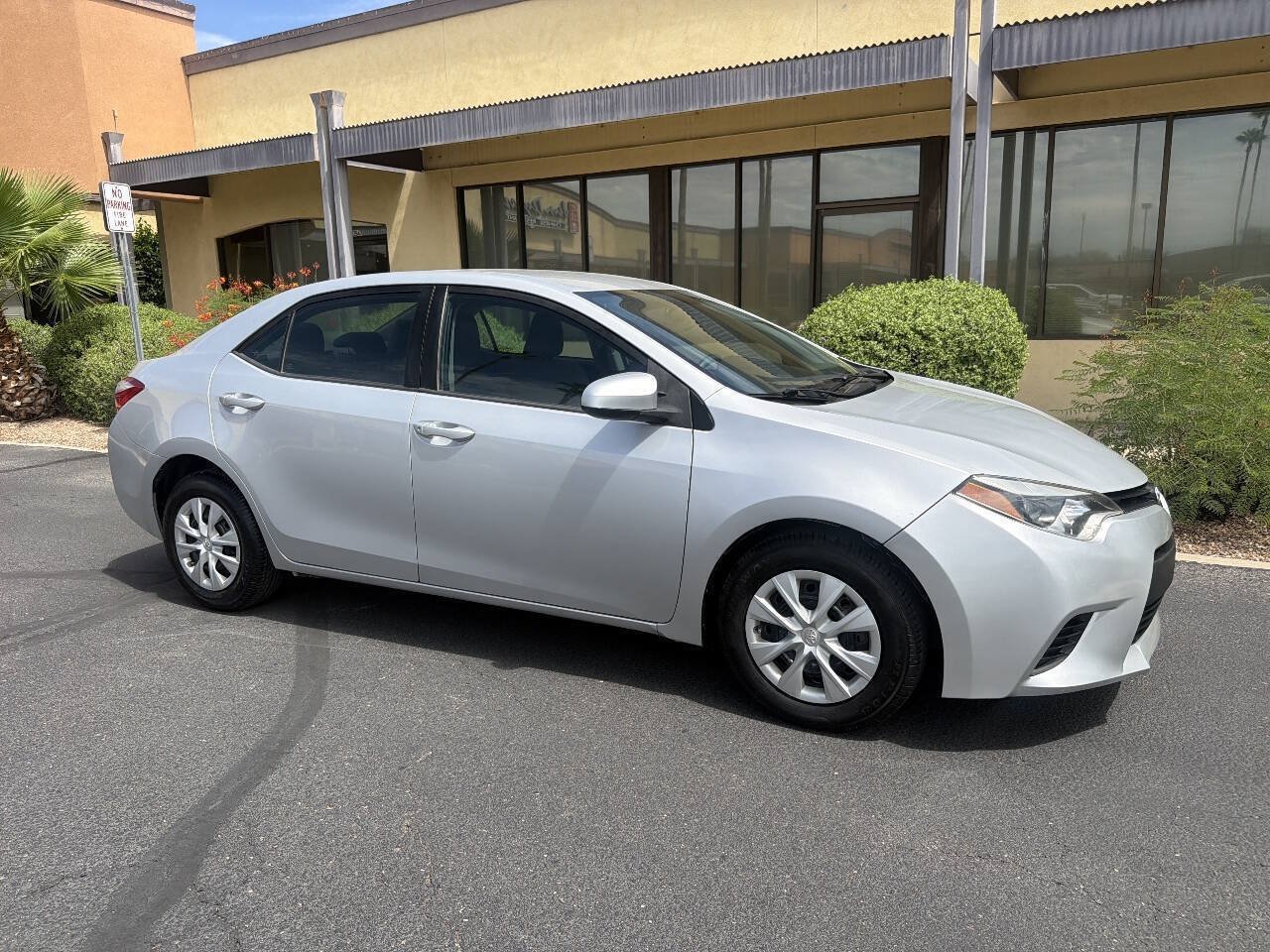 Used 2014 Toyota Corolla L FWD image 10