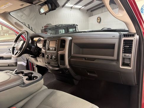 Used 2015 RAM 3500 Tradesman w/ Chrome Appearance Group RWD image 34
