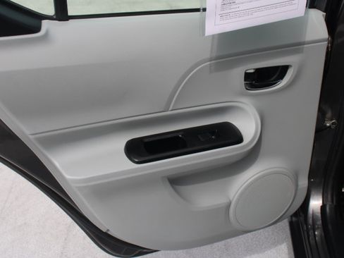 Used 2012 Toyota Prius C Two FWD image 12