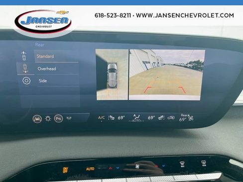 Used 2025 Buick Enclave Preferred FWD image 14