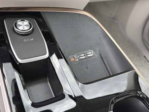 New 2026 Buick Enclave Avenir w/ Super Cruise Package FWD image 27