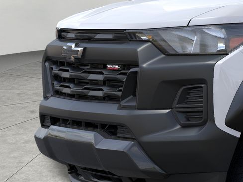 New 2026 Chevrolet Colorado Trail Boss AWD/4WD image 13