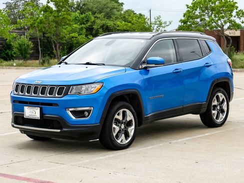 Used 2019 Jeep Compass Limited AWD/4WD image 6