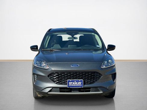 Used 2020 Ford Escape SE Sport image 2