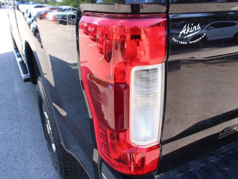 Used 2018 Ford F250 Lariat w/ Chrome Package AWD/4WD image 9