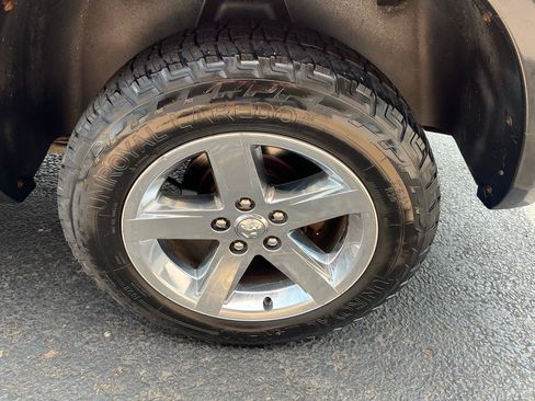 Used 2014 RAM 1500 Express AWD/4WD image 15