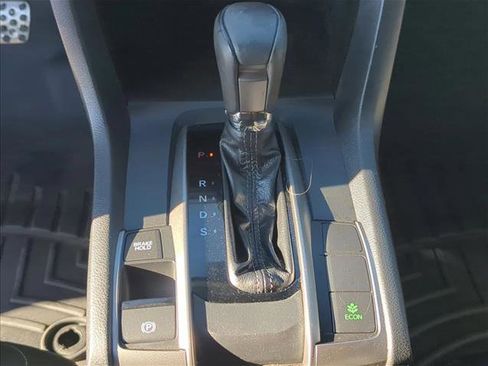 Used 2018 Honda Civic Sport image 13