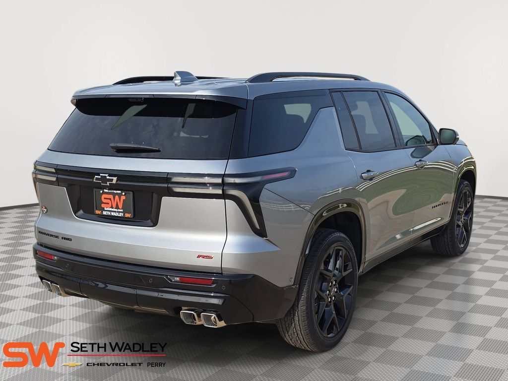 New 2026 Chevrolet Traverse RS w/ LPO, Floor Liner Package AWD/4WD image 7