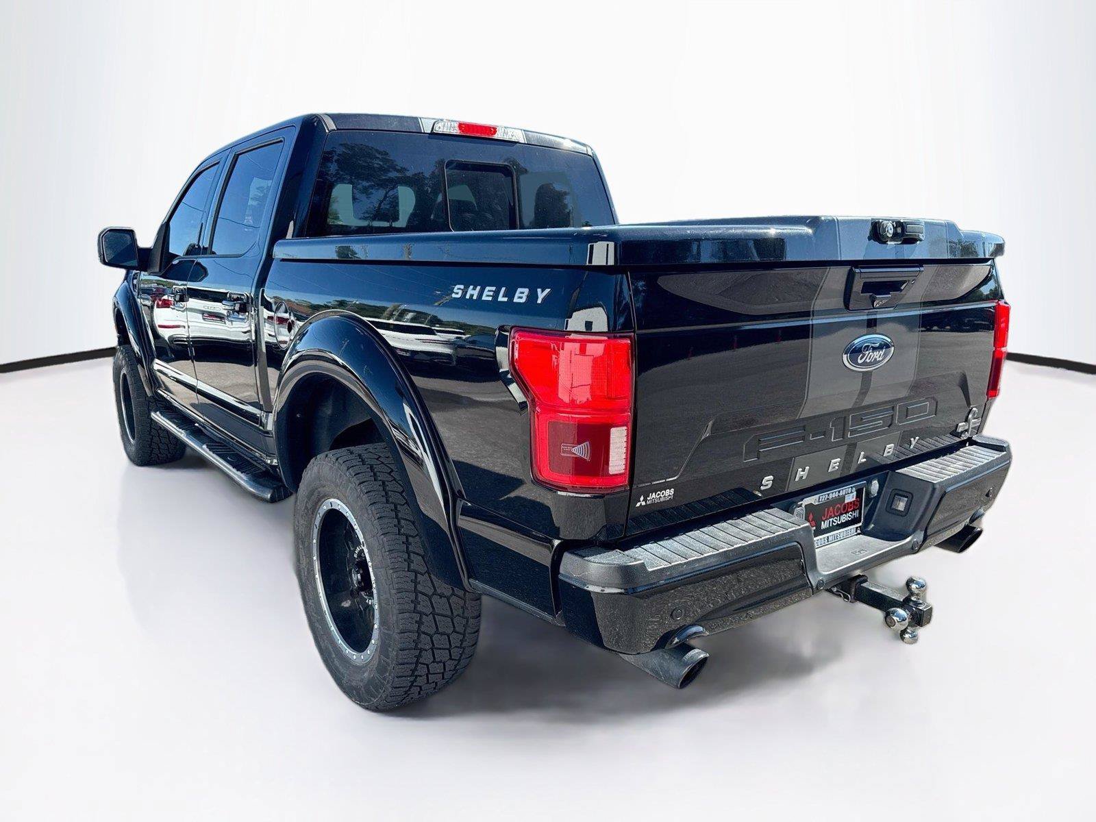 Used 2018 Ford F150 Lariat w/ Equipment Group 502A Luxury AWD/4WD image 3