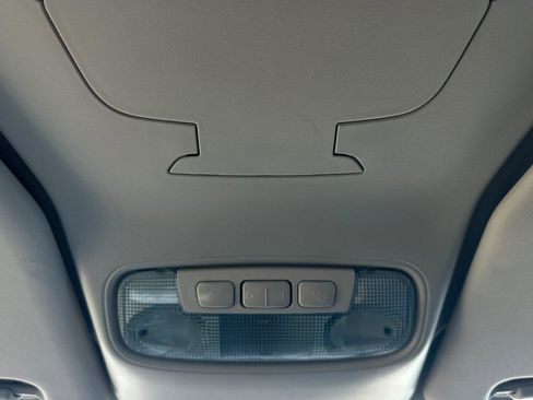 Used 2018 Ford Transit Connect XL image 32