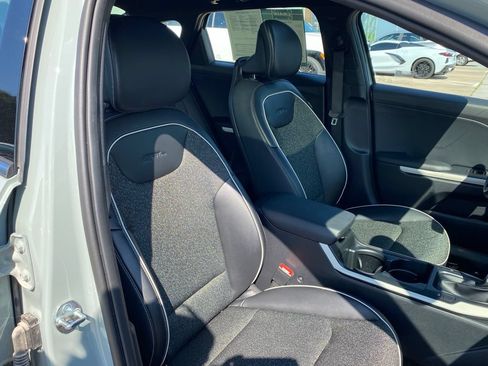 Used 2025 Kia K4 GT-Line w/ GT-Line Sunroof Package FWD image 31