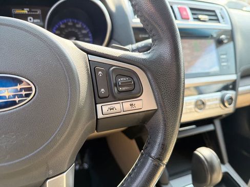 Used 2017 Subaru Outback 3.6R Limited image 31