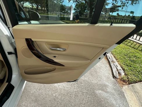 Used 2014 BMW 328i 328i Sedan 4D image 27