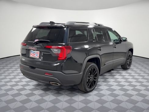 Used 2023 GMC Acadia SLE w/ Driver Convenience Package FWD image 9