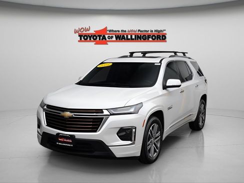 Used 2023 Chevrolet Traverse High Country w/ LPO, Floor Liner Package AWD/4WD image 1