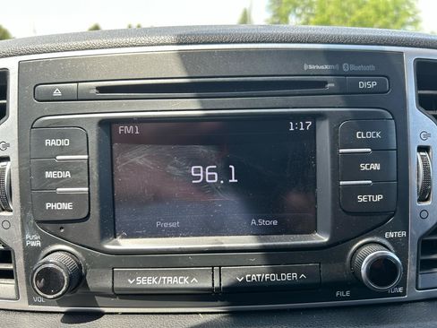 Used 2018 Kia Sportage LX AWD/4WD image 12