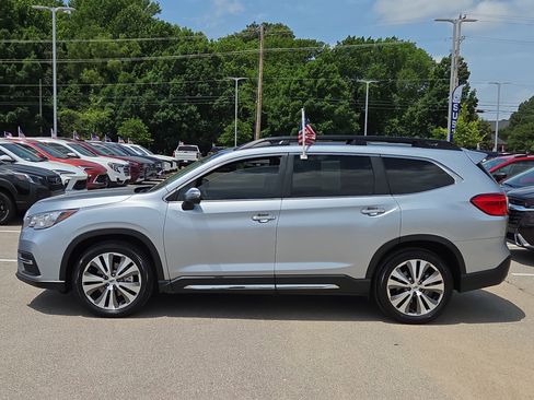 Used 2022 Subaru Ascent Touring AWD/4WD image 6