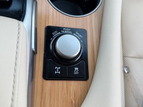 Used 2019 Lexus RX 350L AWD image 31