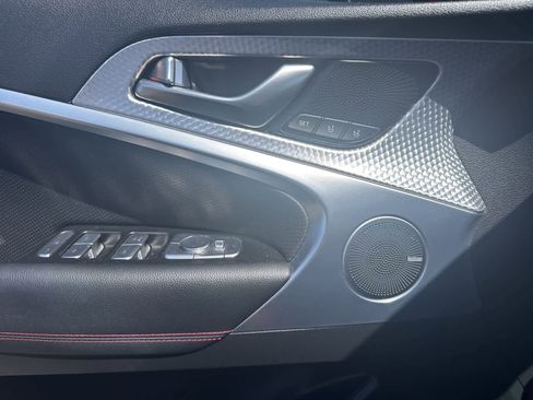 Used 2022 Genesis G70 3.3T w/ Sport Advanced Package AWD/4WD image 12