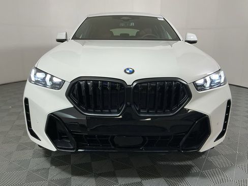 New 2026 BMW X6 xDrive40i w/ Climate Comfort Package image 3