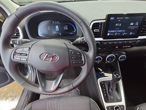 New 2026 Hyundai Venue SEL FWD image 16